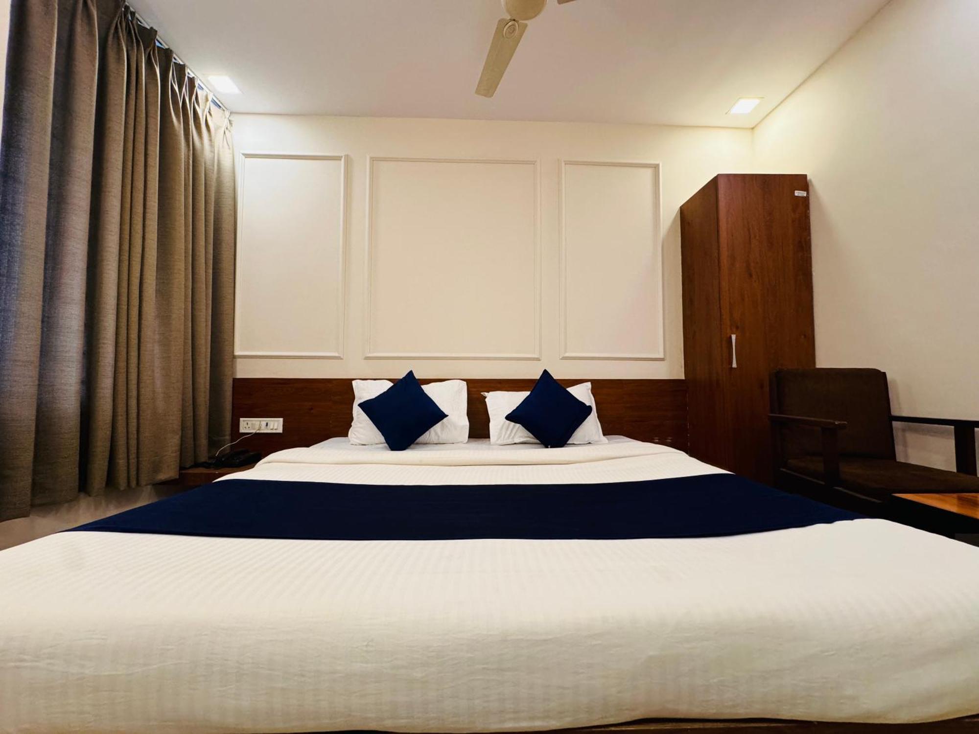 Hotel Suryodaya Ujjain Chambre photo
