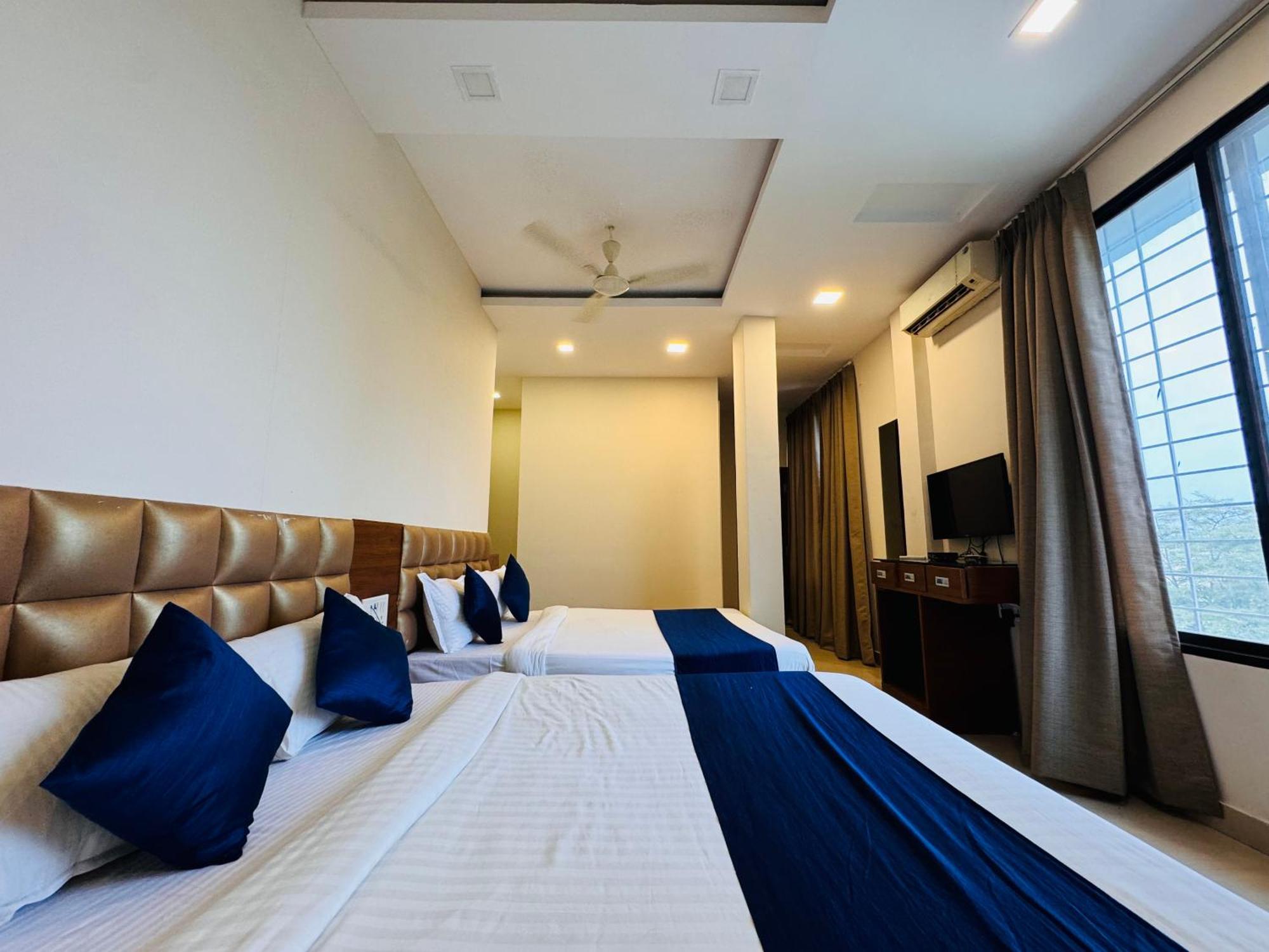 Hotel Suryodaya Ujjain Chambre photo