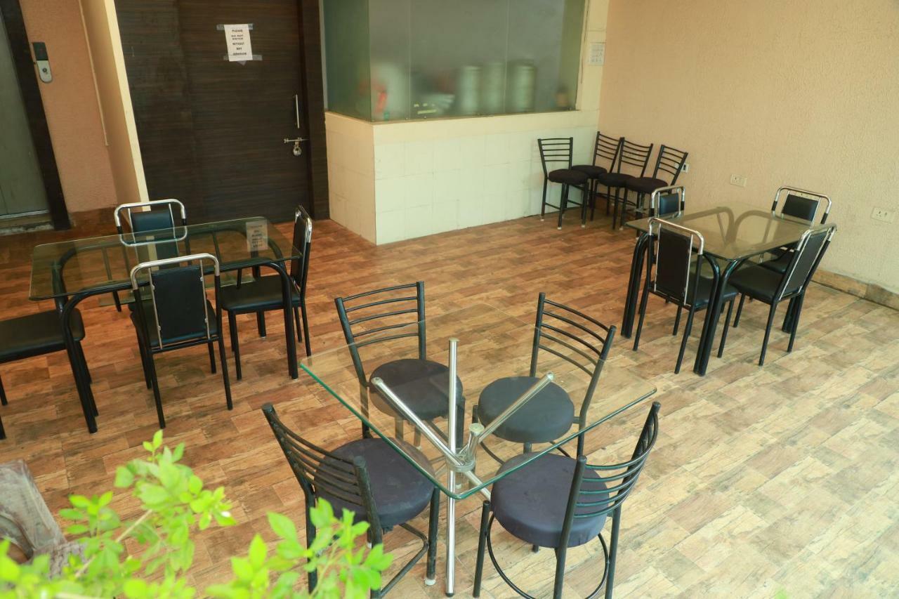 Hotel Suryodaya Ujjain Extérieur photo