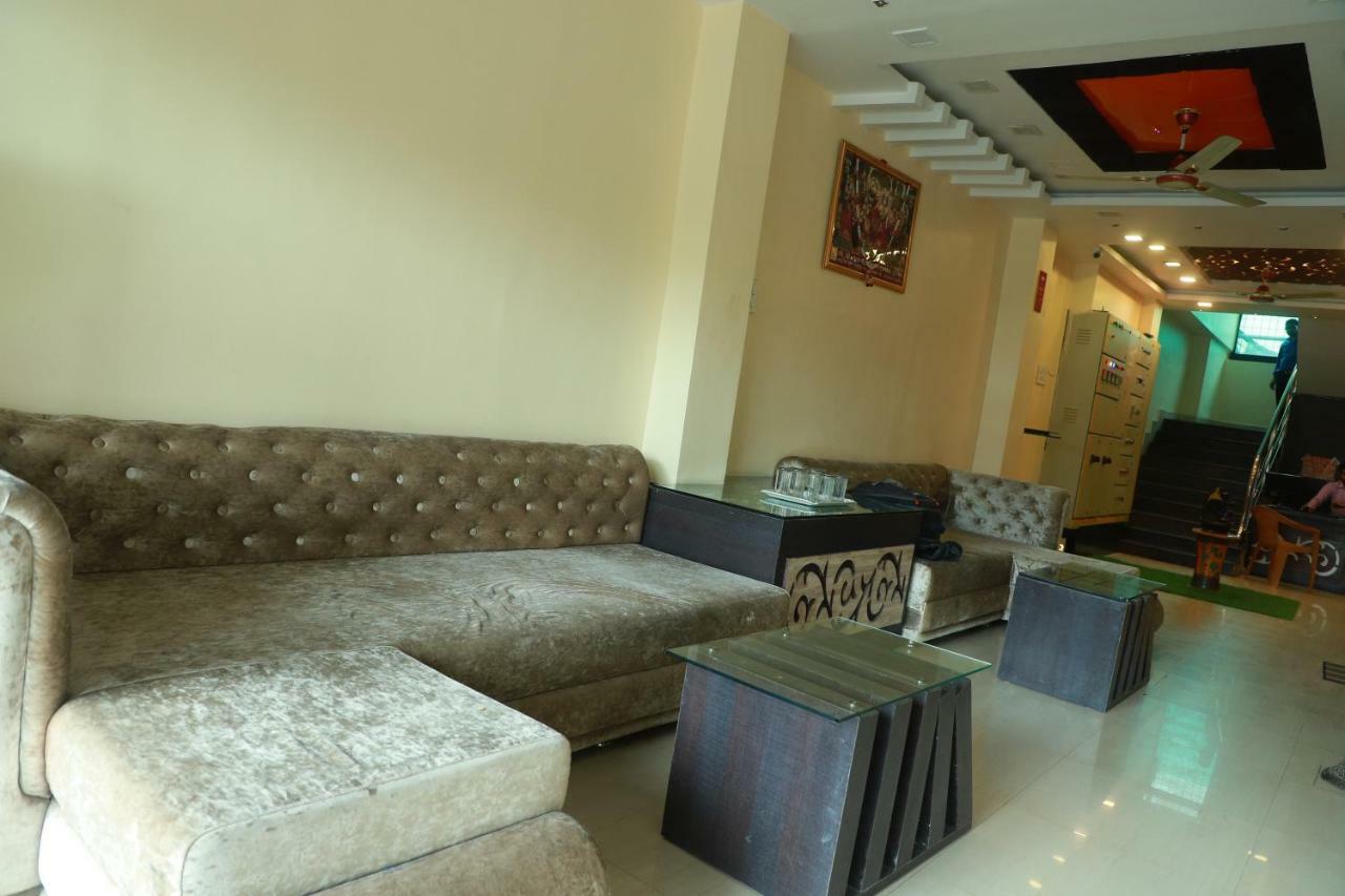 Hotel Suryodaya Ujjain Extérieur photo